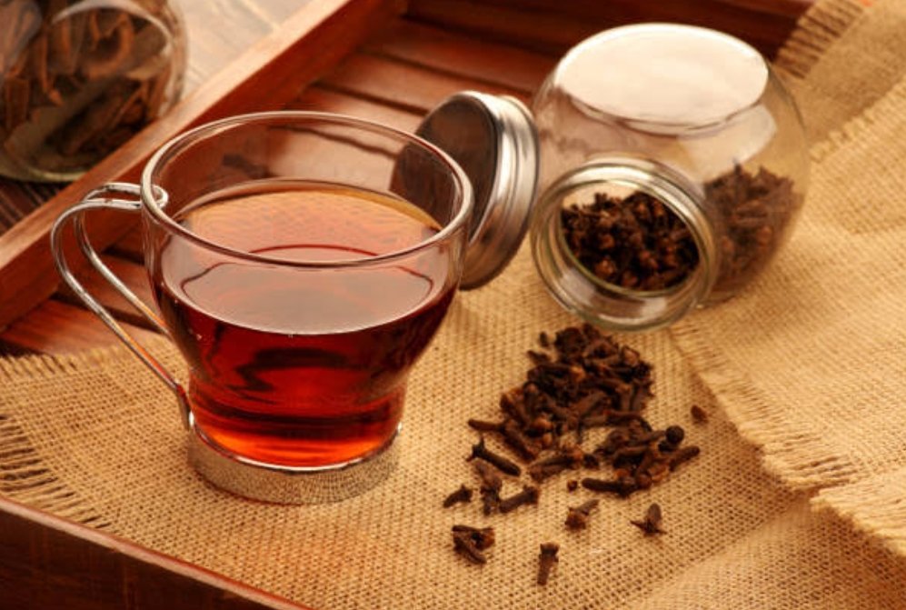 Benefits of Clove Tea